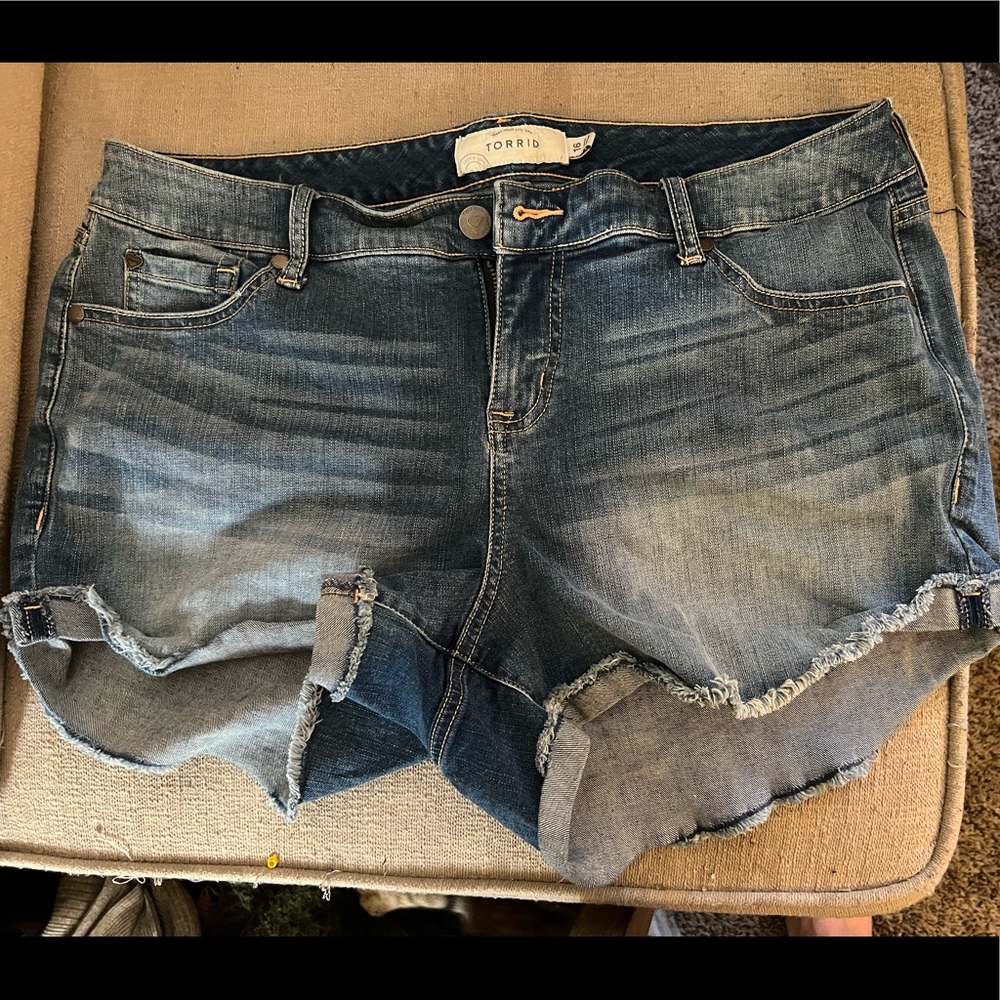 Torrid denim shorts